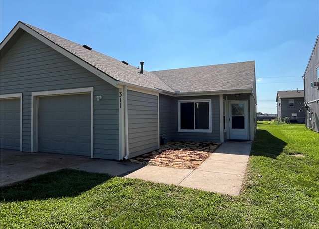 Property at 311 Washington St, Baldwin City, KS 66006, 2 beds, 2 baths
