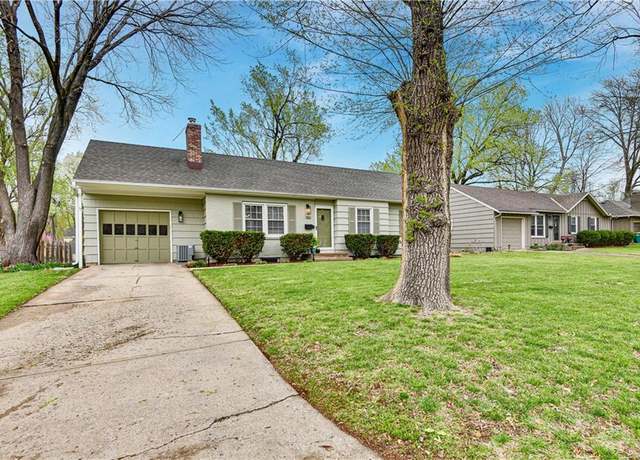 Property at 7920 W 92nd Pl, Overland Park, KS 66212, 3 beds, 1 bath