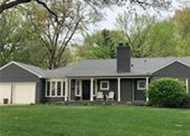 Property at 6601 W 65th Ter, Overland Park, KS 66202, 4 beds, 3.5 baths