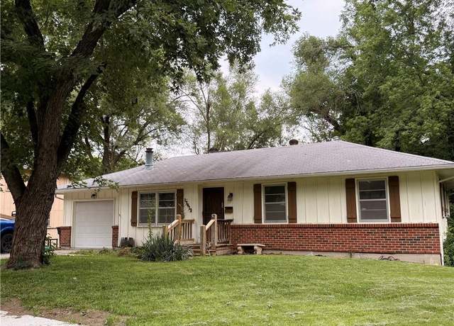 Property at 13413 Lowell St, Grandview, MO 64030, 3 beds, 1 bath