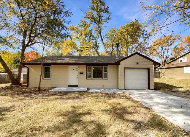 Property at 8210 Laurel Ave, Raytown, MO 64138, 3 beds, 1 bath