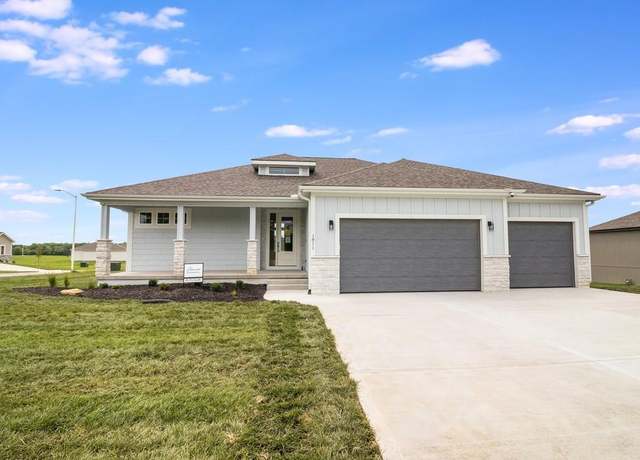 Property at 1811 Halls Creek Ave, Raymore, MO 64083, 5 beds, 4 baths