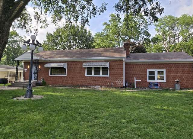 Property at 8716 E 74th St, Kansas City, MO 64133, 2 beds, 2 baths