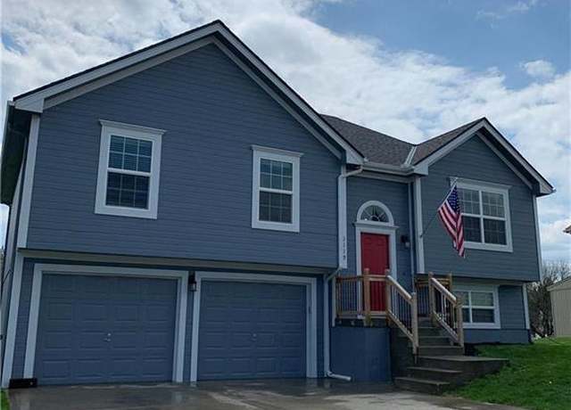 Property at 1119 Melody Ct, Kearney, MO 64060, 3 beds, 2.5 baths