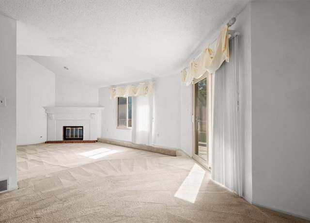 Property at 12227 Charlotte St, Kansas City, MO 64146, 2 beds, 2.5 baths