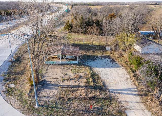 Property at 13907 Parallel Pkwy, Kansas City, KS 66109