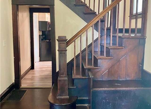 Property at 3810 Wyandotte St, Kansas City, MO 64111, 5 beds, 3 baths
