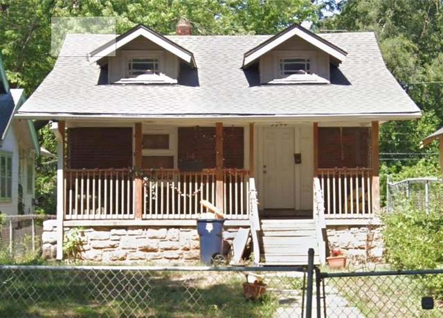 Property at 5344 Brooklyn Ave, Kansas City, MO 64130, 3 beds, 1 bath
