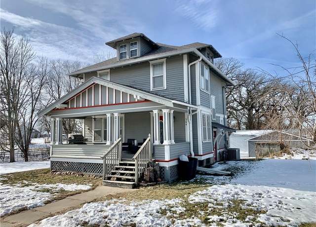 Property at 304 S Main St, Ravenwood, MO 64479, 3 beds, 1 bath