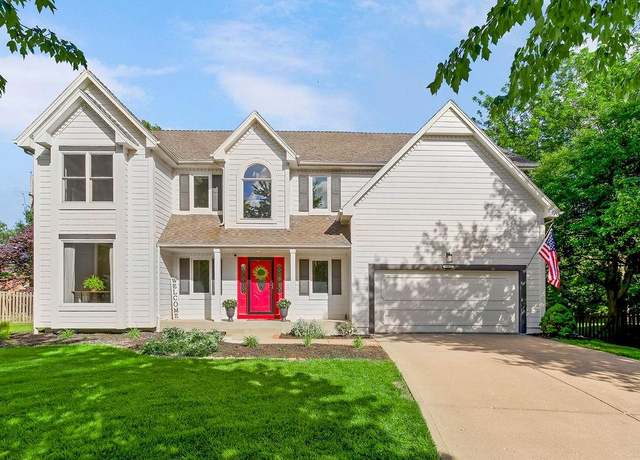Property at 10456 W 131 St, Overland Park, KS 66213, 5 beds, 4.5 baths
