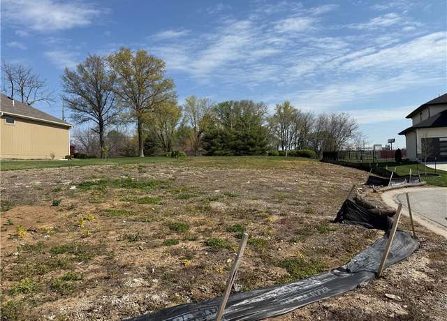 Property at 2609 NE Amanda Ln, Blue Springs, MO 64029