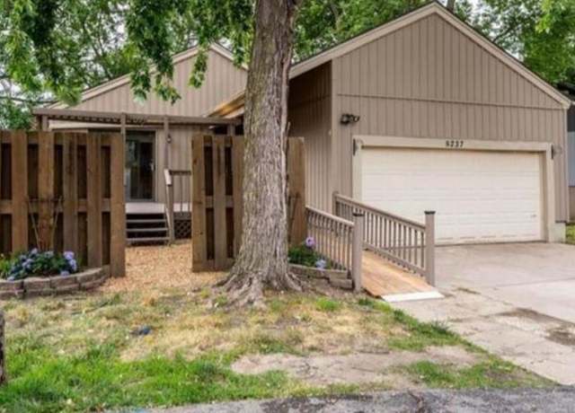 Property at 8237 N Chatham Ave, Kansas City, MO 64151, 4 beds, 2.5 baths