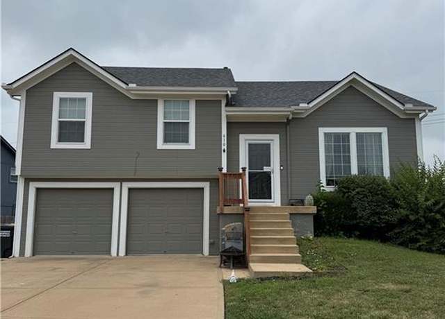 Property at 610 N Poplar St, Gardner, KS 66030, 3 beds, 2 baths
