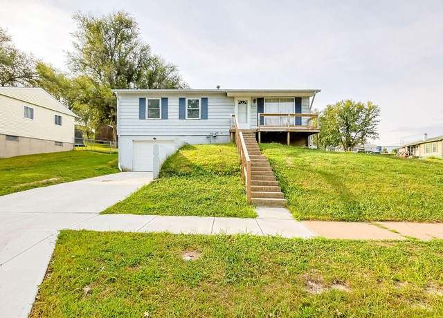Property at 5420 Cypress Ave, St Joseph, MO 64503, 3 beds, 2 baths