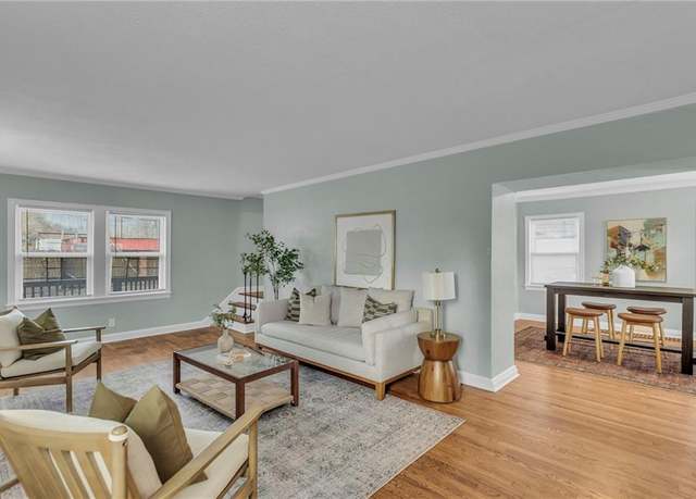 Property at 936 E Gregory Blvd, Kansas City, MO 64131, 2 beds, 1.5 baths