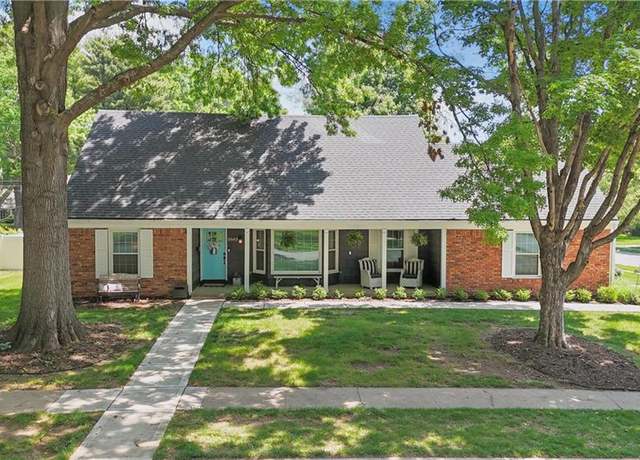 Property at 9849 Riggs St, Overland Park, KS 66212, 5 beds, 4.5 baths