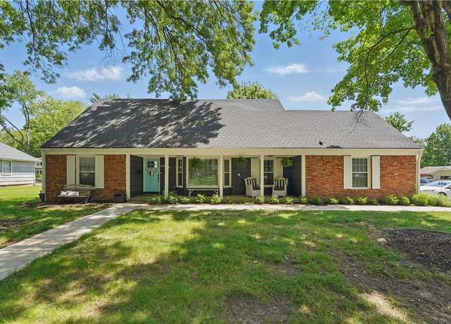 Property at 9849 Riggs St, Overland Park, KS 66212, 5 beds, 4.5 baths