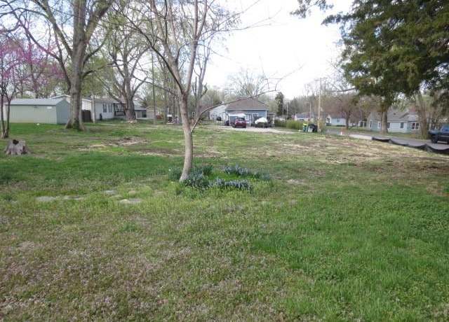 Property at 312 E 5th St, Edgerton, KS 66021