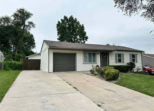 Property at 8253 Orient Dr, Kansas City, KS 66112, 3 beds, 2 baths