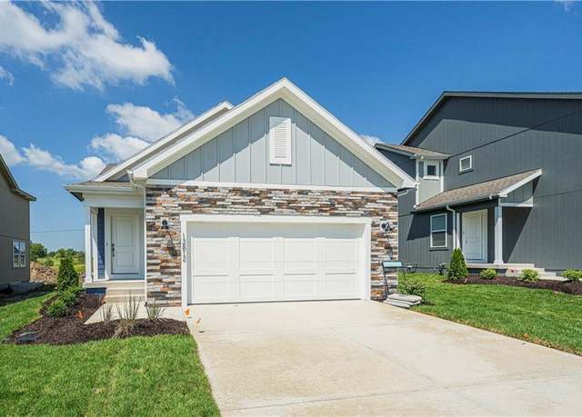 Property at 8729 SW Brickell Dr, Blue Springs, MO 64064, 2 beds, 2 baths