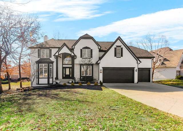 Property at 15142 Windsor Cir, Leawood, KS 66224, 5 beds, 4.5 baths