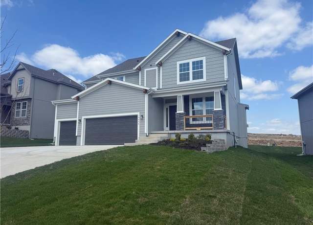 Property at 19444 W 114th Ter, Olathe, KS 66061, 5 beds, 4 baths