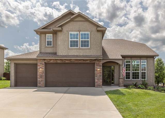Property at 486 S 137th Pl, Bonner Springs, KS 66012, 4 beds, 3 baths