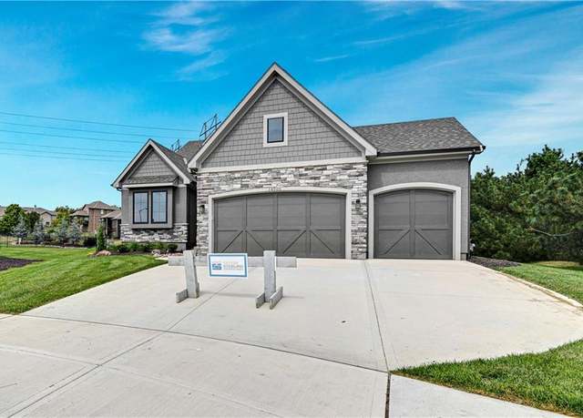 Property at 14500 Meadow Ln, Leawood, KS 66224, 3 beds, 3 baths