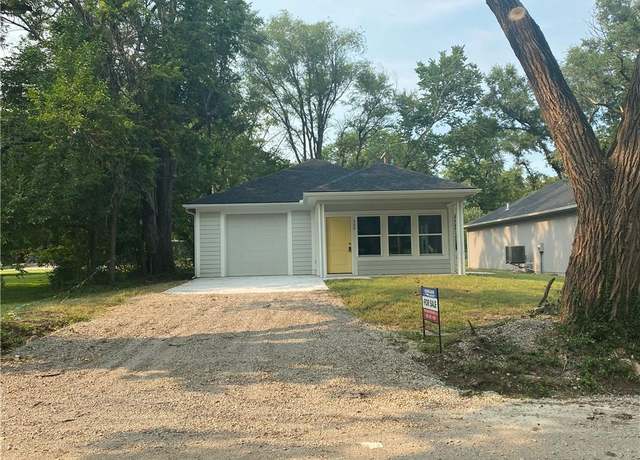Property at 320 E 2nd St, Adrian, MO 64720, 3 beds, 2 baths