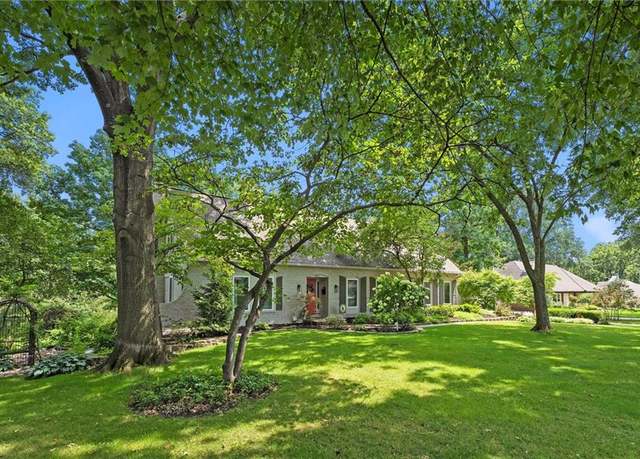 Property at 9815 Overbrook Rd, Leawood, KS 66206, 5 beds, 4.5 baths