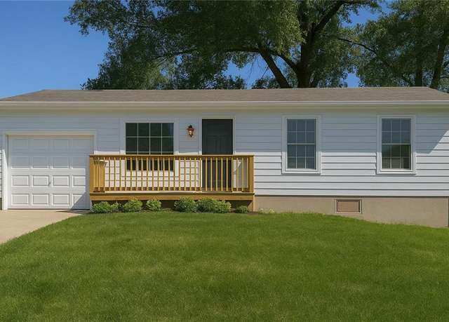 Property at 6403 E 153rd St, Grandview, MO 64030, 4 beds, 1.5 baths