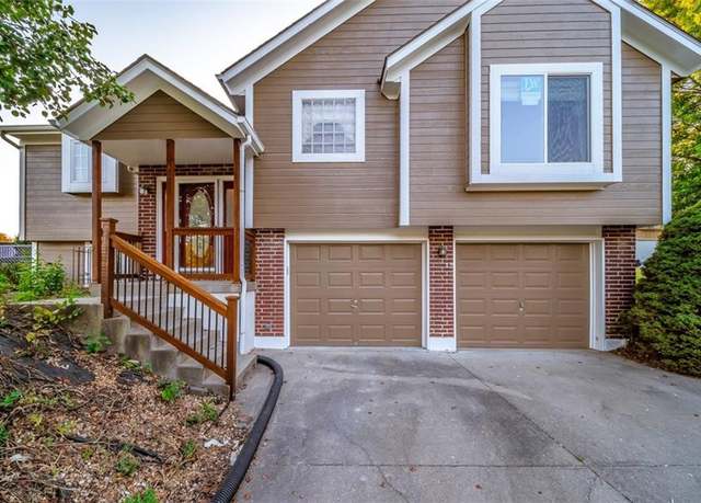 Property at 1116 N Mohican Ct, Independence, MO 64056, 3 beds, 3 baths