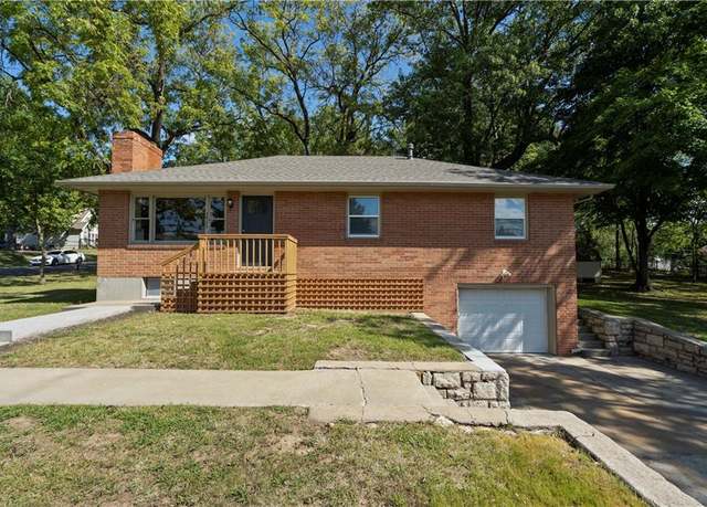 Property at 3423 N 61st St, Kansas City, KS 66104, 3 beds, 3 baths