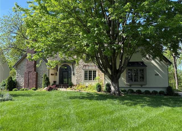 Property at 13224 Barkley St, Leawood, KS 66209, 6 beds, 5.5 baths