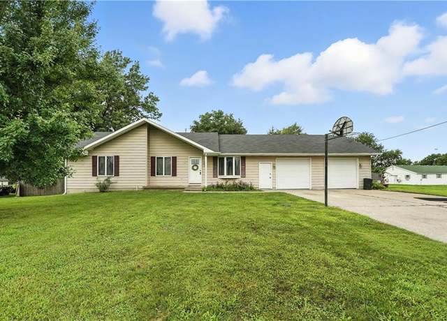 Property at 116 Pine St, Lathrop, MO 64465, 3 beds, 2 baths