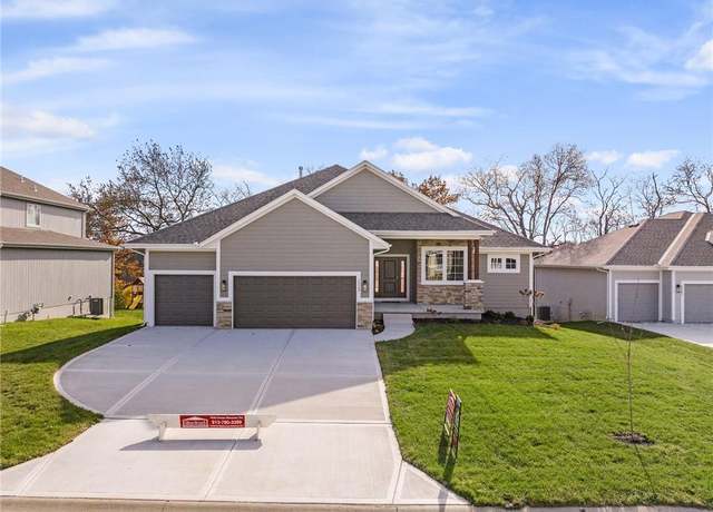 Property at 19499 W 114th Ter, Olathe, KS 66061, 4 beds, 3 baths