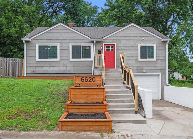 Property at 6620 Flora Ave, Kansas City, MO 64131, 3 beds, 2 baths