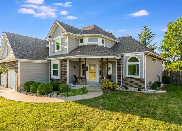 Property at 3764 SW Boulder Dr, Lee's Summit, MO 64082, 5 beds, 4.5 baths