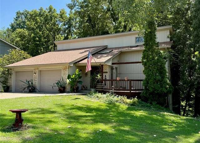 Property at 1904 NW 45th Ter, Riverside, MO 64150, 3 beds, 3 baths