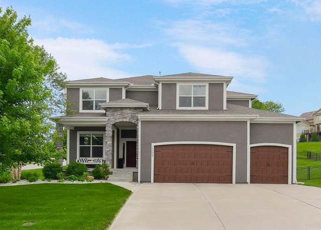 Property at 13205 W 53rd Ter, Shawnee, KS 66216, 4 beds, 3.5 baths