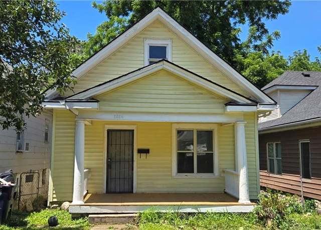 Property at 2524 Askew Ave, Kansas City, MO 64127, 3 beds, 1 bath
