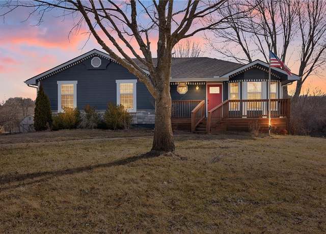 Property at 12715 S Al Gossett Rd, Lone Jack, MO 64070, 3 beds, 3 baths