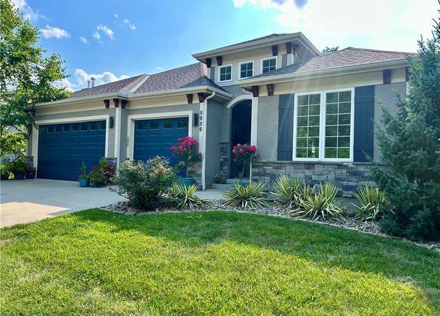 Property at 5956 S National Dr, Parkville, MO 64152, 4 beds, 3 baths