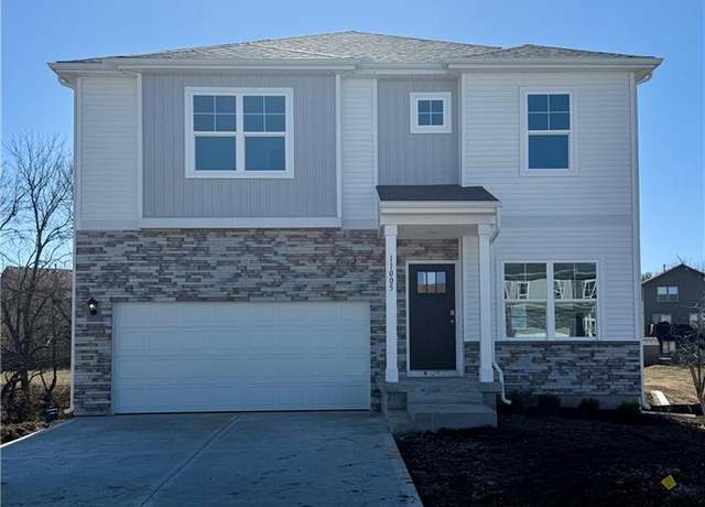 Property at 11005 East Ridge Ct, Peculiar, MO 64078, 4 beds, 2.5 baths