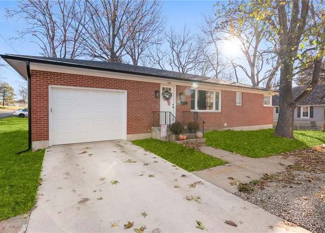 Property at 210 N Virginia St, Carrollton, MO 64633, 2 beds, 1 bath