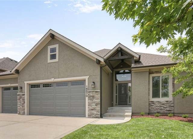 Property at 16570 S Ingrid St, Gardner, KS 66030, 5 beds, 3 baths