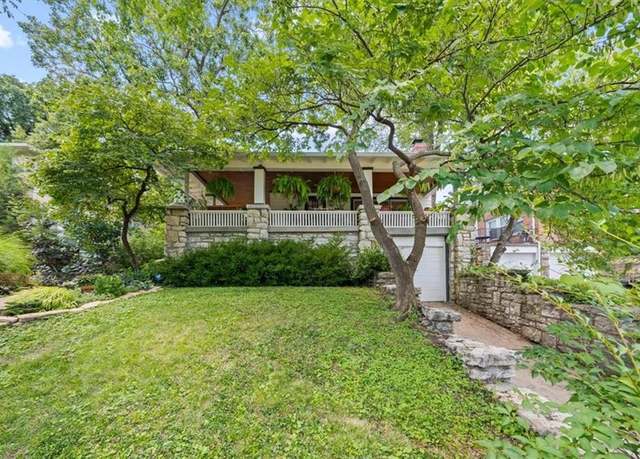 Property at 4932 Tracy Ave, Kansas City, MO 64110, 2 beds, 1.5 baths