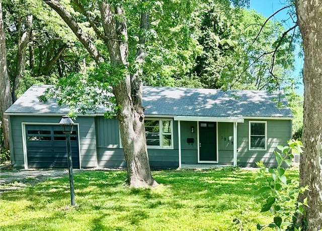 Property at 1202 Duck Rd, Grandview, MO 64030, 3 beds, 1 bath