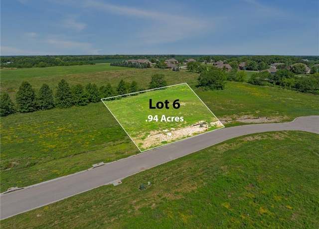 Property at 13316 Winner's Cir, Smithville, MO 64089
