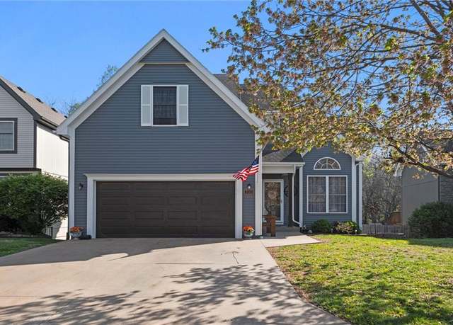 Property at 705 Redbud Dr, Paola, KS 66071, 4 beds, 3.5 baths